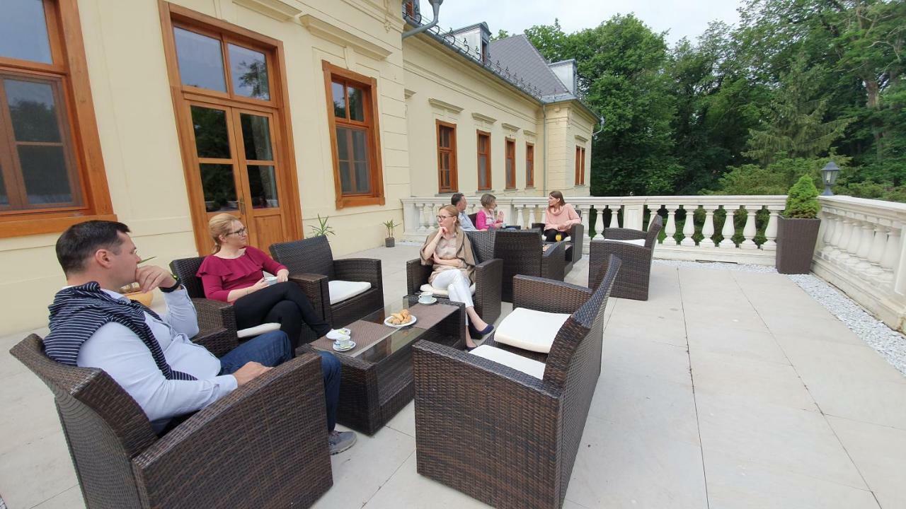 Fonix Wellness Resort Csitár Eksteriør billede